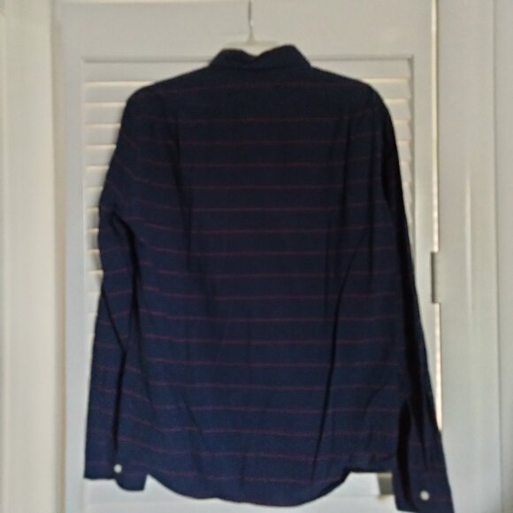 J Crew tailored slim fit Navy and Red mens shirt - Picture 2 of 3